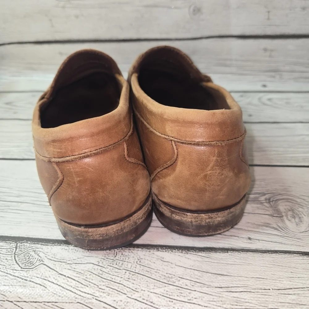 Allen Edmonds reposhing this